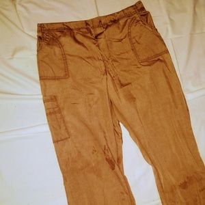 Brown capri pants